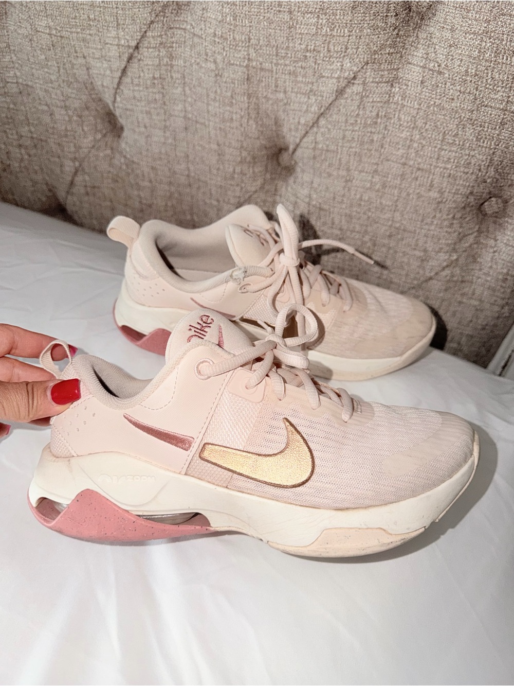Nike Women’s Blush Pink and rose Gold Athletic Sneakers